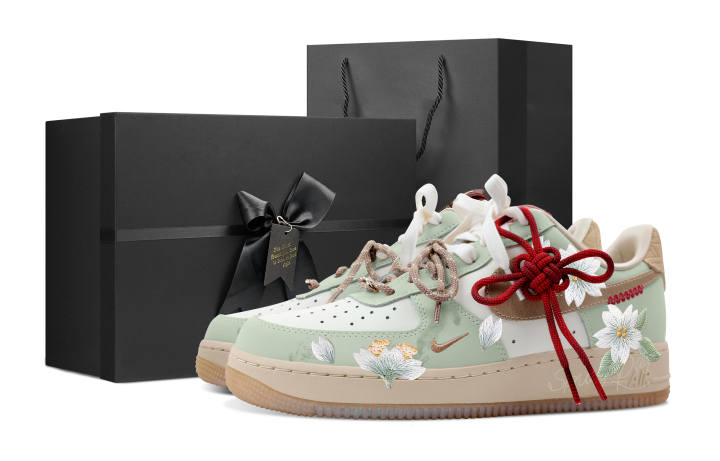 Nike Nike Air Force 1 Skateboard Shoes Women's Low Top Light Green