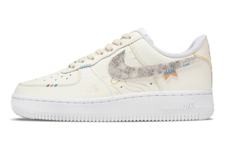 Nike Nike Air Force 1 Cloud Rhythm, Shark Baby Skateboard Shoes Women's Ecru