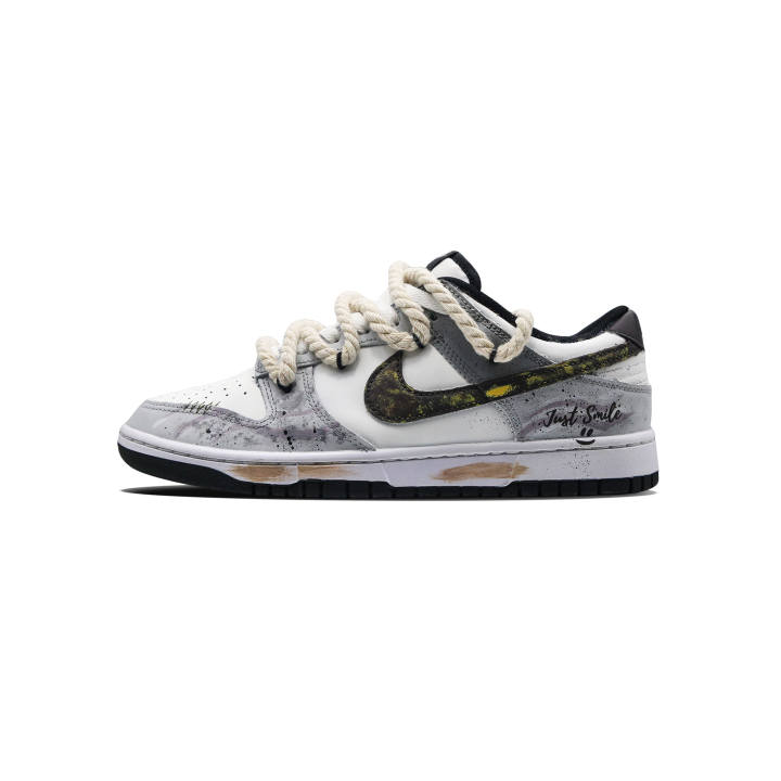 Nike Nike Dunk Dust Sealed Mist Path Abrasion Resistant Abrasion Resistant Low top Skateboard Shoes Unisex Gray Brown