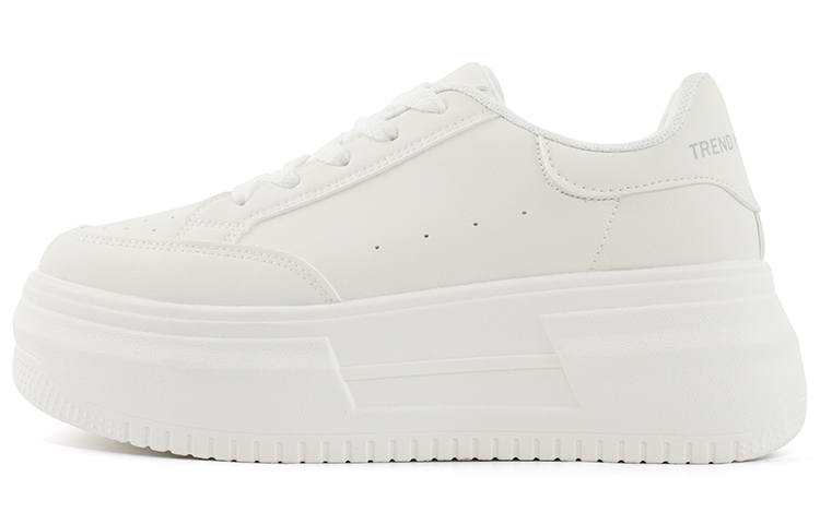 Warrior Height Increasing Abrasion Resistant Low top Skateboard Shoes Women's White