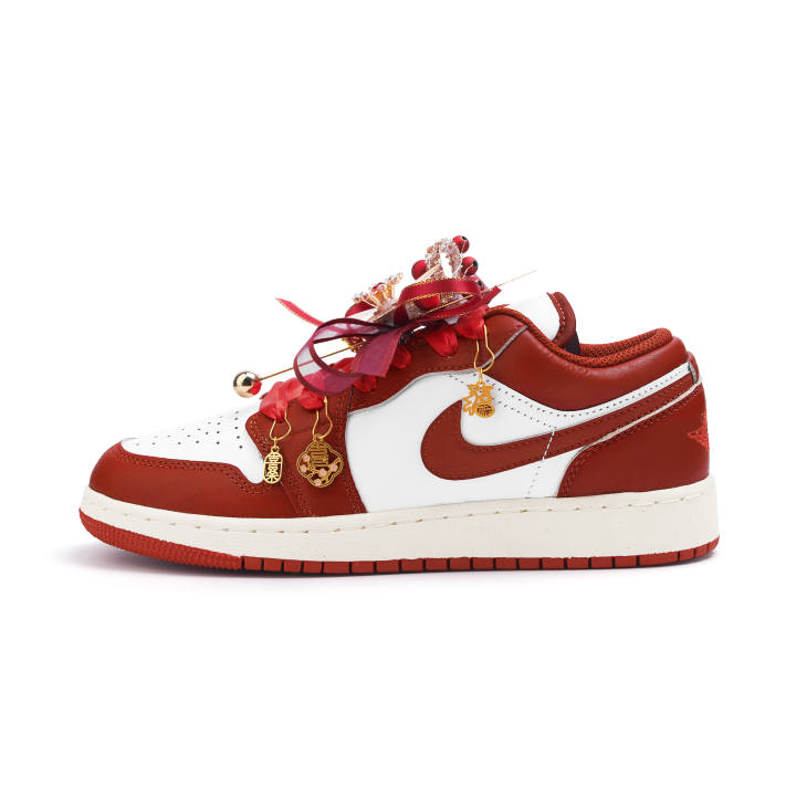 Jordan Jordan Air Jordan 1 Low top Skateboard Shoes Women's Red