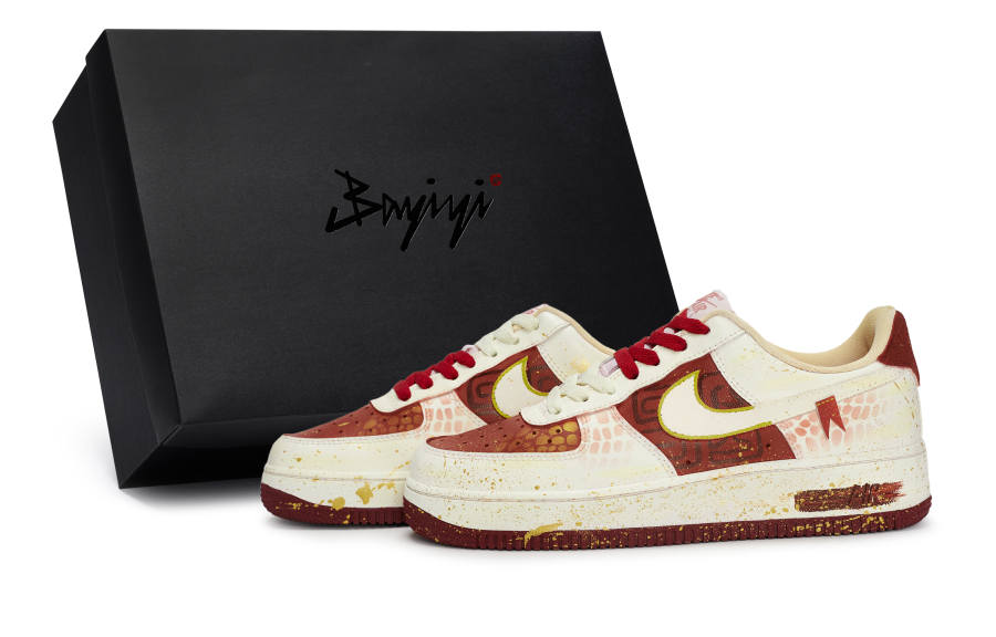 Nike Nike Air Force 1 Skateboard Shoes Women's Low Top Beige/Red/Gold