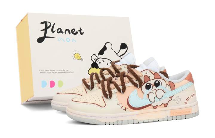 Nike Nike Dunk Skateboard Shoes Women's Low Top Beige/Pink/Blue