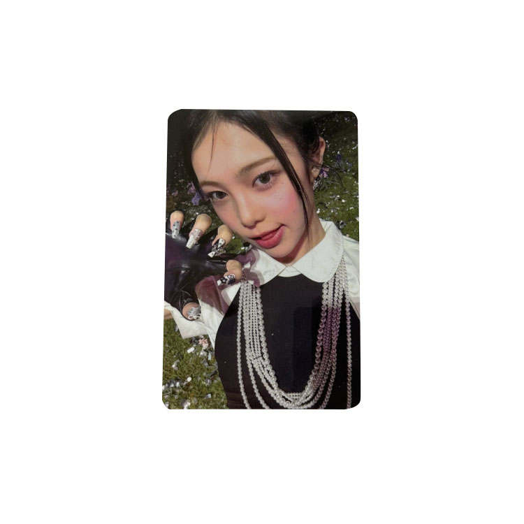 SM ENTERTAINMENT Hearts2Hearts Gold Source H2h Sm Special Gift Card Photocards 1 Pc