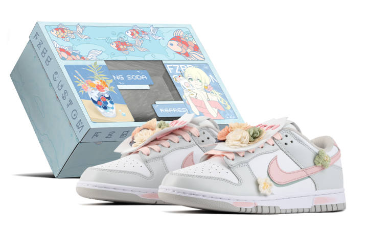 Nike Nike Dunk Slip Resistant Slip Resistant Low top Skateboard Shoes Women's White Pink