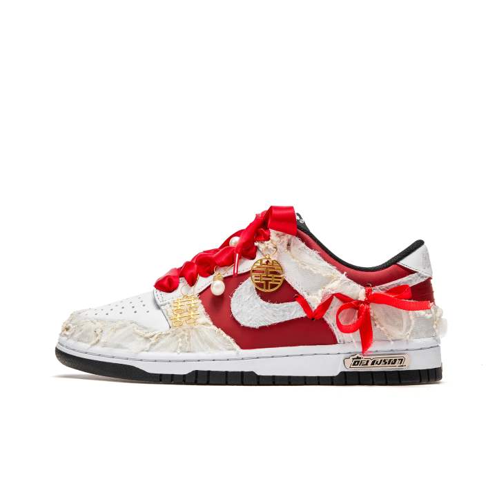Nike Nike Dunk Slip Resistant Abrasion Resistant Low top Skateboard Shoes Unisex Red White Beige