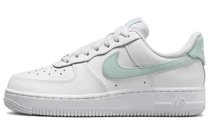 Nike Nike Air Force 1 Low Flyease Clear Jade Women's