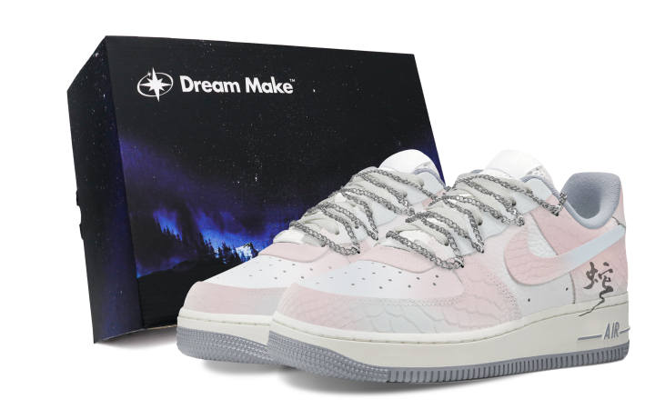Nike Nike Air Force 1 Lin Chen, Black Box Slip Resistant Abrasion Resistant Low top Skateboard Shoes Women's Light Pink