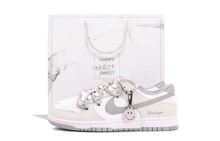 Nike Nike Dunk Coverage Abrasion Resistant Coverage Abrasion Resistant Low top Skateboard Shoes Unisex White Gray