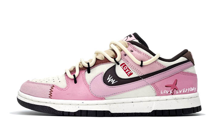 Nike Nike Dunk Abrasion Resistant Abrasion Resistant Low top Skateboard Shoes Women's Pink White