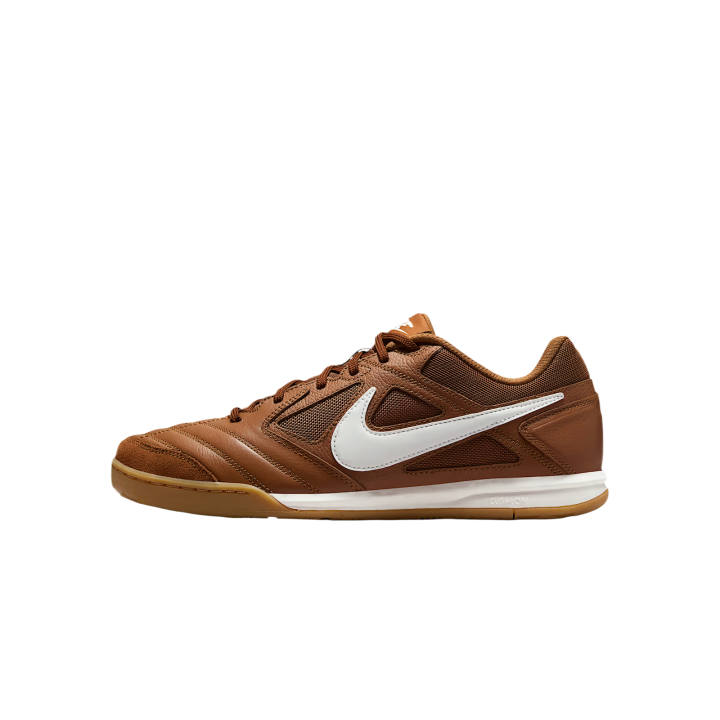 Nike Nike Gato Low top Skateboard Shoes Men's Tan
