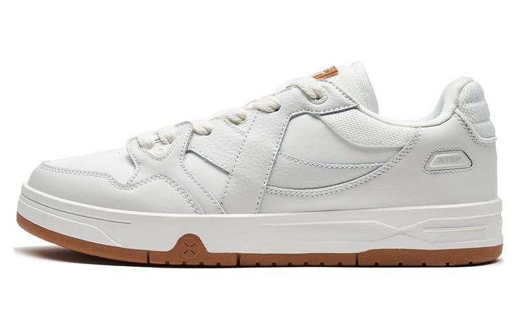 XTEP MAXX1.0 Slip Resistant And Breathable Low top Skateboard Shoes Men's White