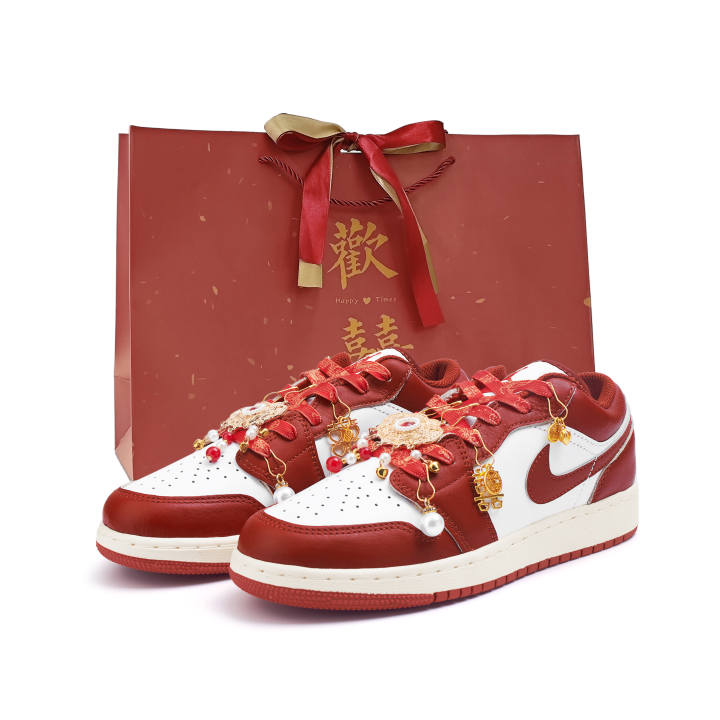 Jordan Jordan Air Jordan 1 Low top Skateboard Shoes Women's Red