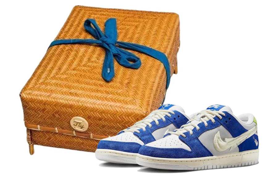 Nike Fly Streetwear x Nike Dunk SB 'Gardenia, Gardenia White Abrasion Resistant Breathable