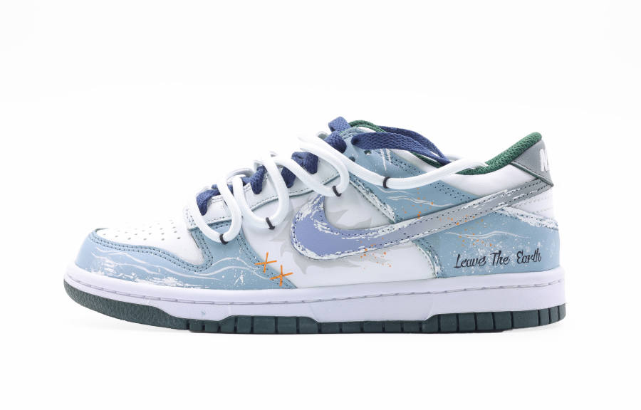 Nike Nike Dunk Taboos Of Western Fashion Abrasion Resistant Low top Skateboard Shoes Unisex