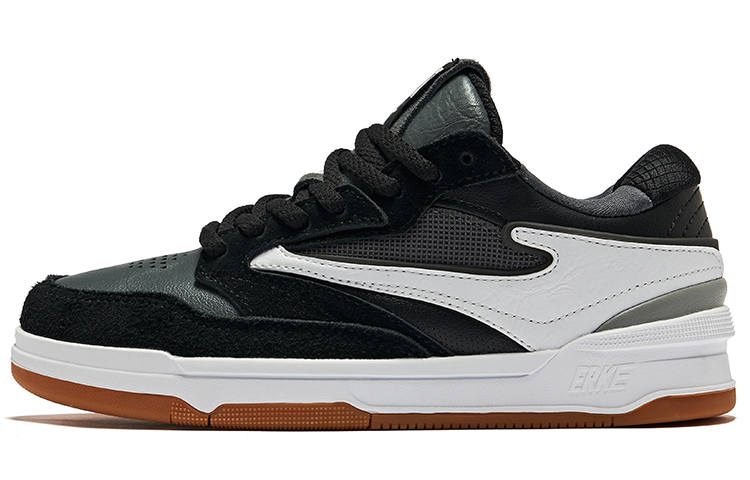 Erke Unrivaled 2.0 Pro Slip Resistant Abrasion Resistant Low top Skateboard Shoes Women's Jet Black Carbon Gray