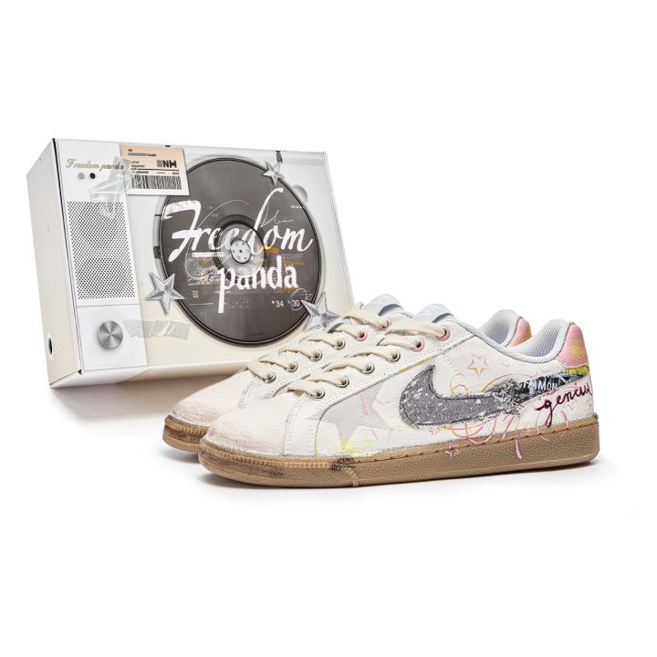 Nike Nike Court Royale 2 Freedom Panda, Box, Dreamweaver Star Slip Resistant Slip Resistant Low top Skateboard Shoes Women's