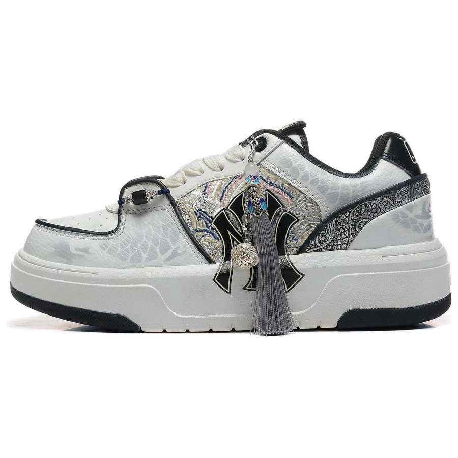 MLB Chunky Liner Pu Abrasion Resistant Height Increasing Low top Casual Shoes Unisex White