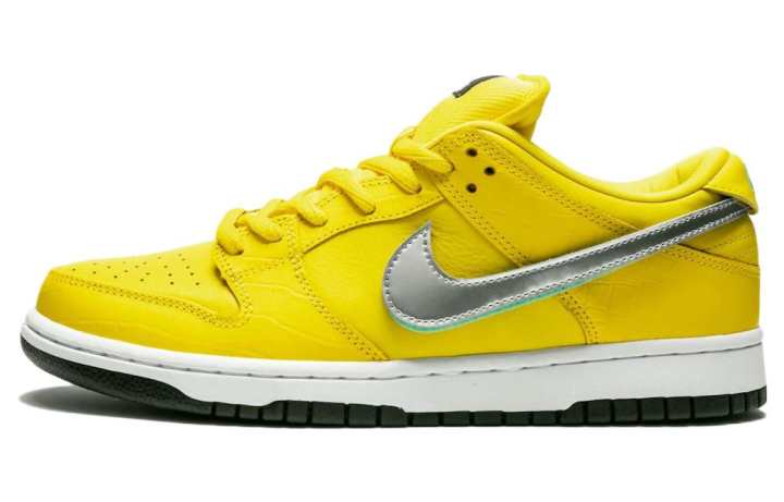 Nike Nike Sb Dunk Low Diamond Supply Co. Canary Diamond Friends And Family