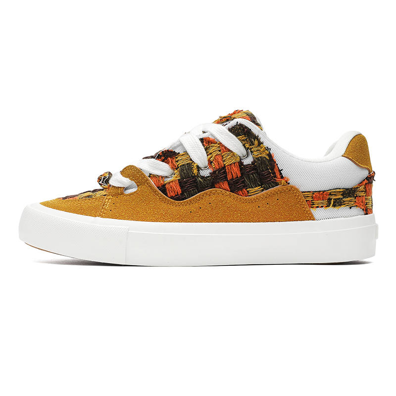 KLAOSD Wear resistant And Lightweight Low top Skateboard Shoes Unisex