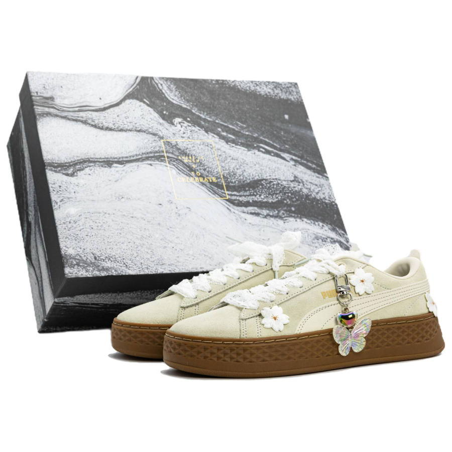 PUMA Smash Platform Floral Butterfly Dream Box Slip Resistant, Abrasion Resistant, Height Increasing Low top