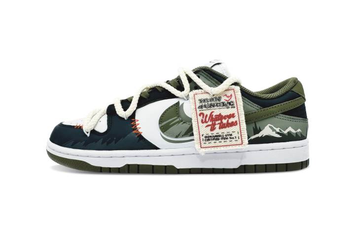 Nike Nike Dunk Slip Resistant Low top Skateboard Shoes Women's Black Green