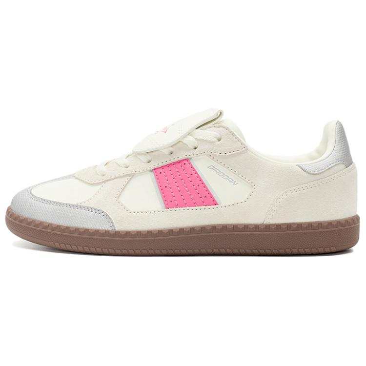 QIAODAN Cushioning, Wear Resistant Low top Skateboard Shoes Women's White Silver