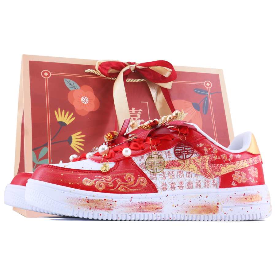 Erke Skateboard Abrasion Resistant Breathable Abrasion Resistant Breathable Low top Skateboard Shoes Unisex Red Gold