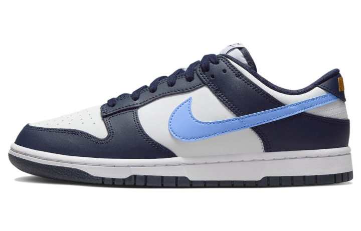 Nike Nike Dunk Leather Fashion Trend Low top Skateboard Shoes Unisex Black White Blue