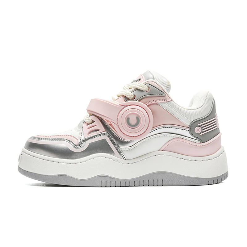 OUBT Hip Hop Couple Streetwear Shoes Low top Skateboard Shoes Unisex White Pink