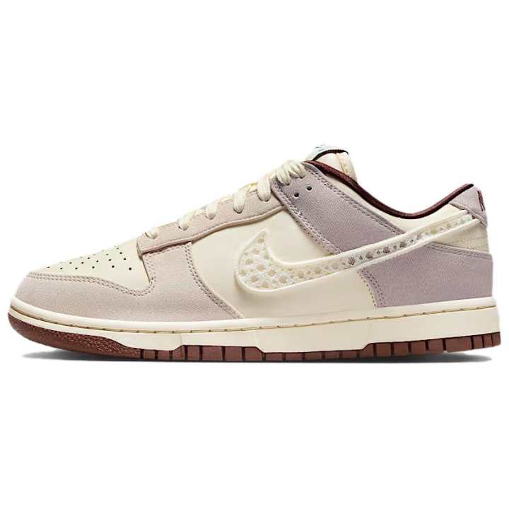 Nike Nike Dunk Abrasion Resistant Low top Skateboard Shoes Women's Beige Brown