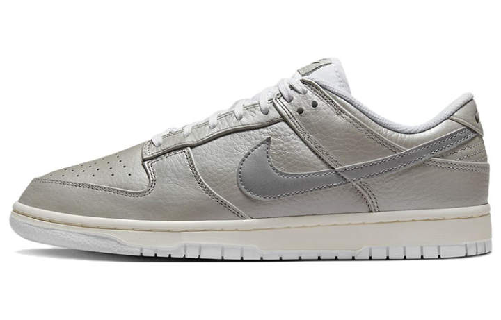 Nike Nike Dunk Low Metallic Silver