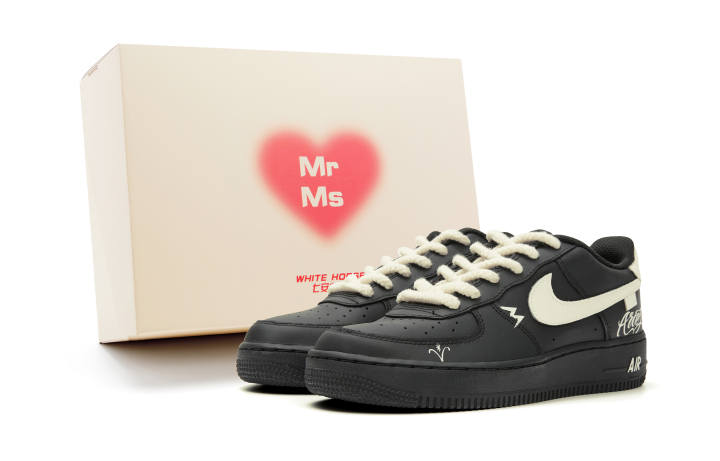 Nike Nike Air Force 1 Slip Resistant Abrasion Resistant Low top Skateboard Shoes Unisex Beige Black