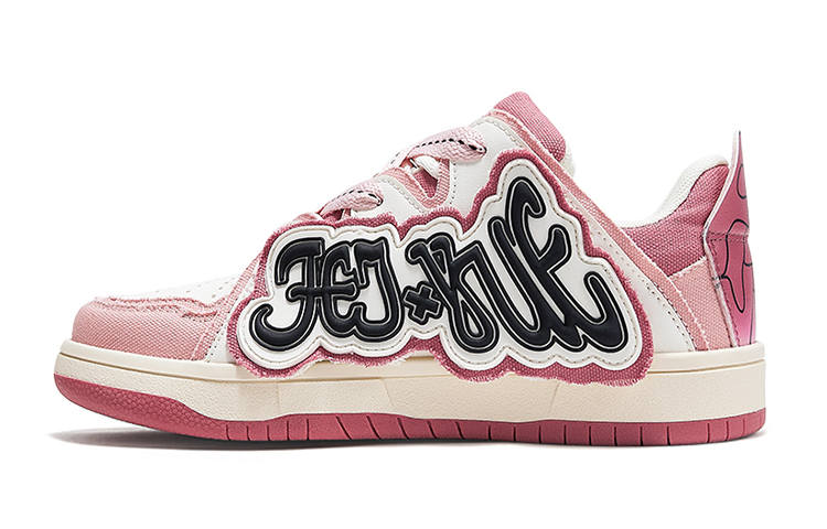 FEIYUE Comfortable Slip-Resistant Abrasion-Resistant Low-top Skateboard Shoes Women's Beige Pink Red Black