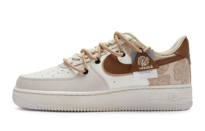 Nike Nike Air Force 1 Slip Resistant Slip Resistant Low top Skateboard Shoes GS Beige Brown