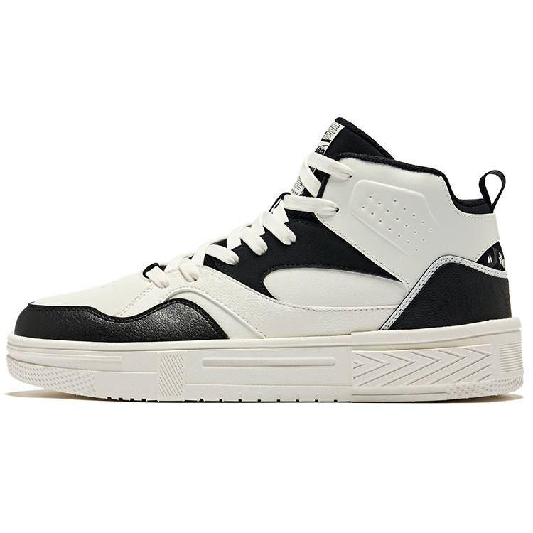 Erke Planet Panda Battery Panda Classic And Versatile Slip Resistant Abrasion Resistant Low top Skateboard Shoes Men's
