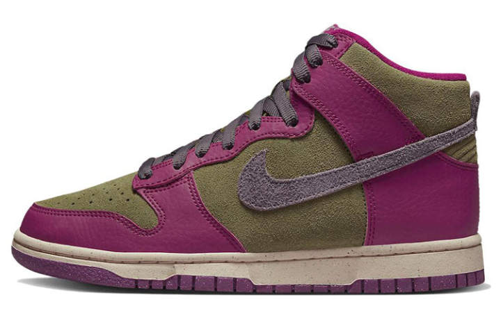 Nike Nike Dunk High Dynamic Berry Women's