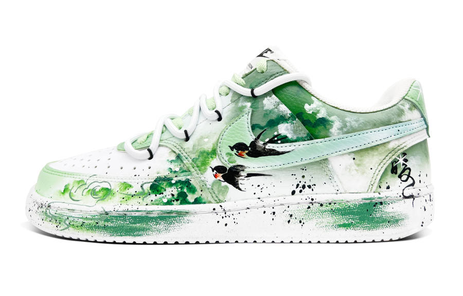 Nike Nike Court Vision 1 Low top Skateboard Shoes Unisex Green