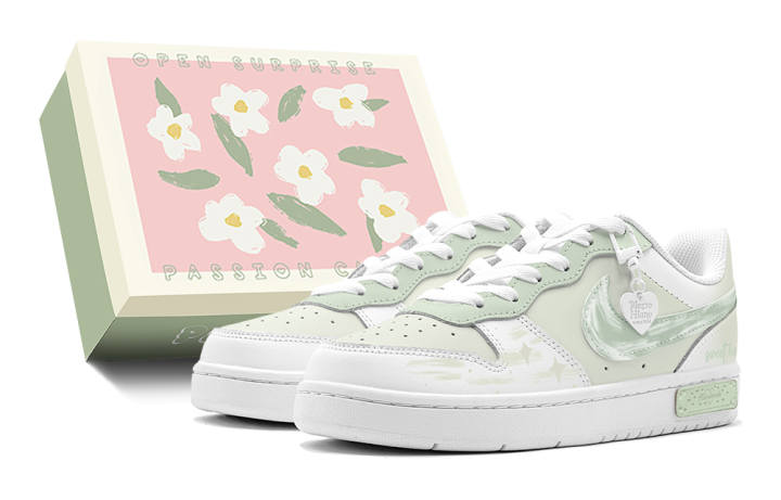 Nike Nike Court Borough Spring Renewal, Spring Outing Season, Spring Star Low top Skateboard Shoes Women's Green White