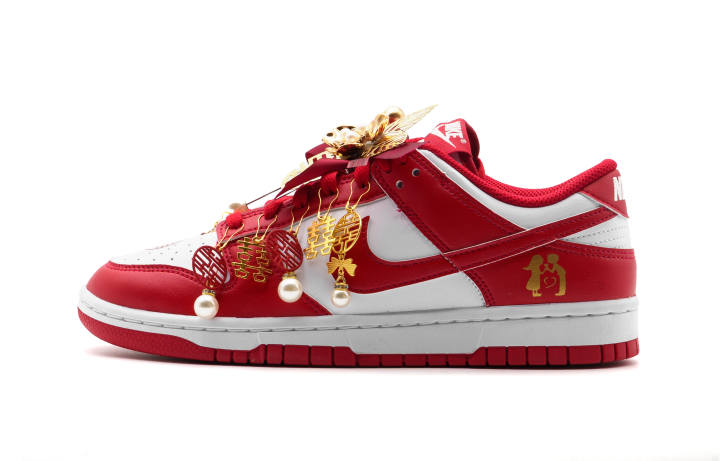 Nike Nike Dunk Leather Comfortable Abrasion Resistant Abrasion Resistant Low top Skateboard Shoes Unisex Red White