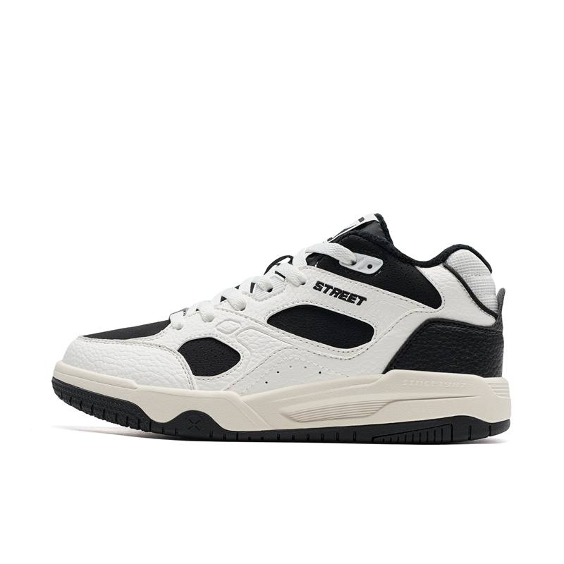 XTEP Synthetic Leather Comfortable, Fleece Lined, Insulated Shoes Thermal Slip Resistant Thermal Slip Resistant Mid top