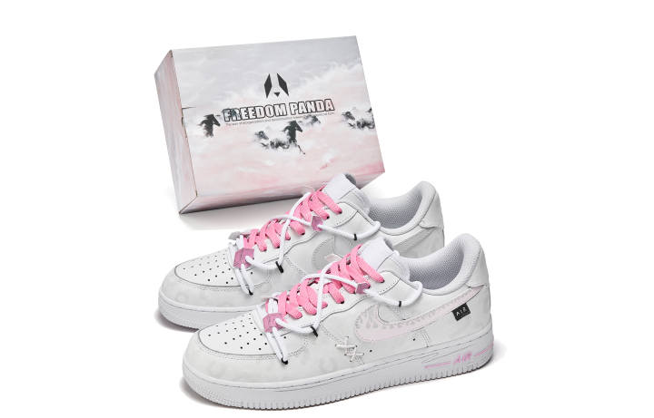 Nike Nike Air Force 1 Freedom Panda, Box, Enthusiastic Slip Resistant Slip Resistant Low top Skateboard Shoes Men's
