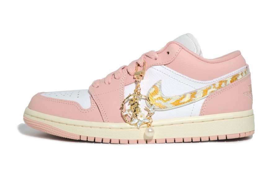 Jordan Jordan Air Jordan 1 Slip Resistant Low top Skateboard Shoes Women's Pink