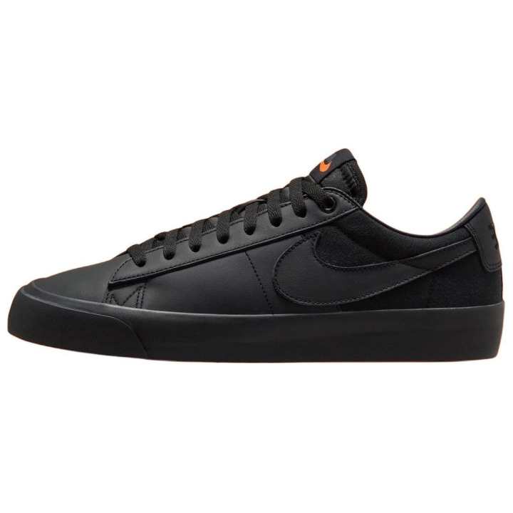 Nike Nike Sb Zoom Blazer Low Pro Gt Iso Triple Black
