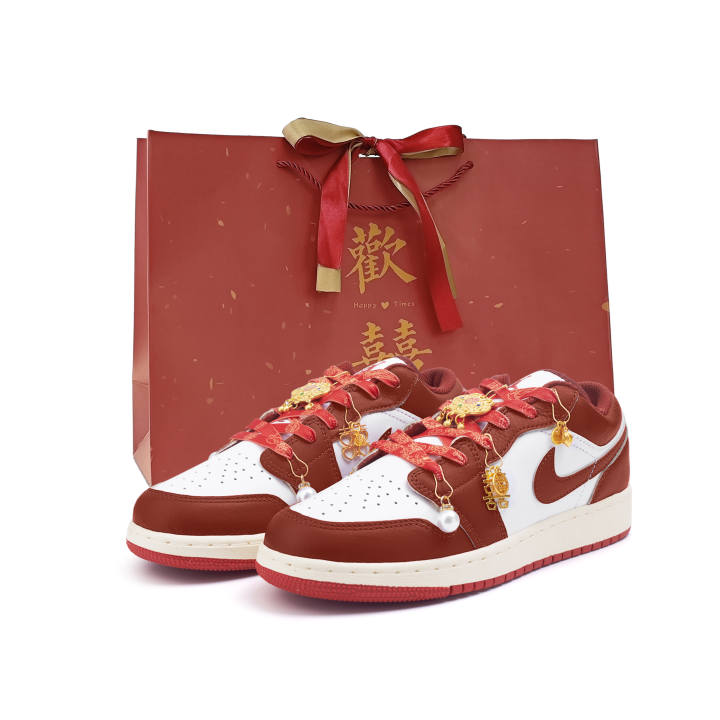 Jordan Jordan Air Jordan 1 Low top Skateboard Shoes Women's Red