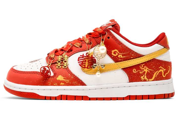 Nike Nike Dunk A Match Made In Heaven Cushioning Lightweight Low top Skateboard Shoes Unisex Red Gold