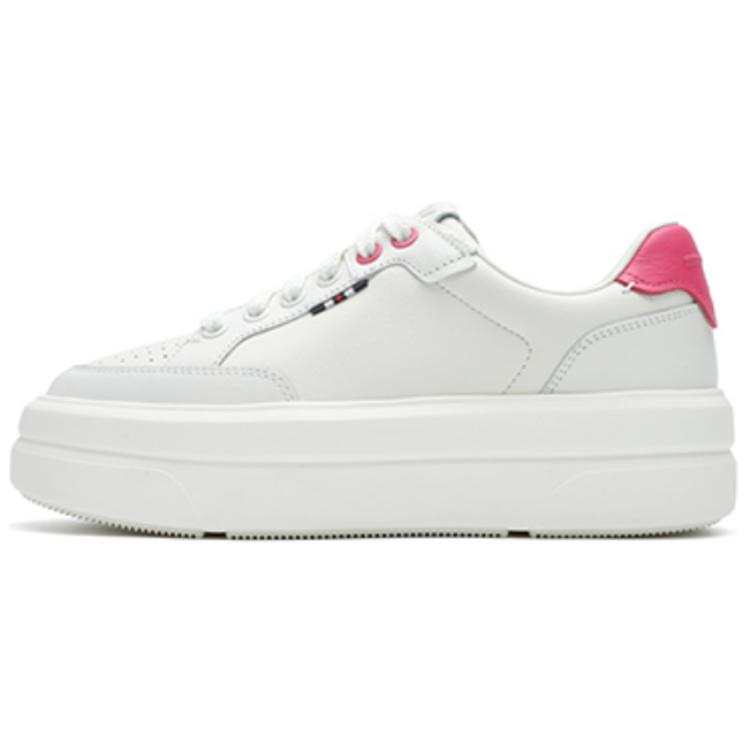 FILA Victoria Cushioning Abrasion Resistant Cushioning, Wear Resistant Low top Skateboard Shoes Women's White Pink