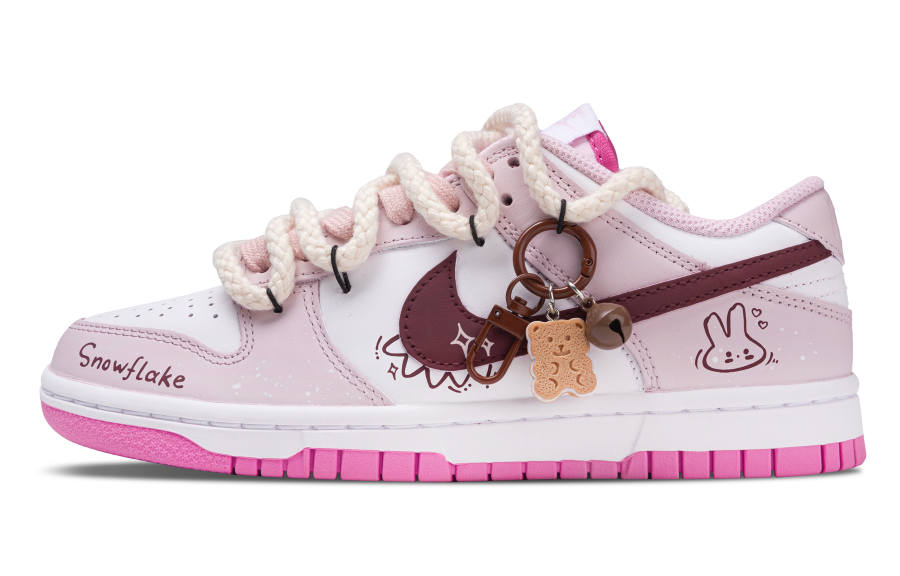 Nike Nike Dunk Pink Bunny Trail Abrasion Resistant Abrasion Resistant Low top Skateboard Shoes Women's Pink
