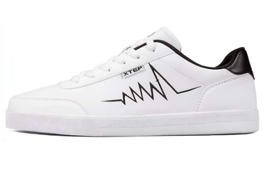 XTEP Slip Resistant Waterproof Cushioning Abrasion Resistant Lightweight Low top Skateboard Shoes Women's White Black