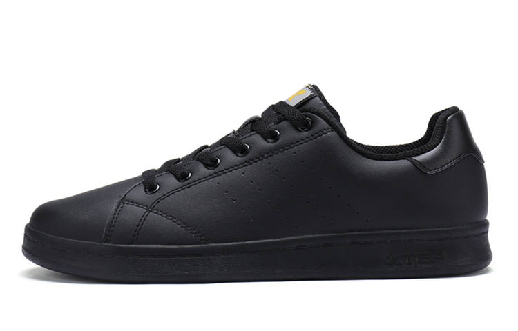 XTEP Synthetic Leather Slip Resistant Abrasion Resistant Low top Skateboard Shoes Men's Black